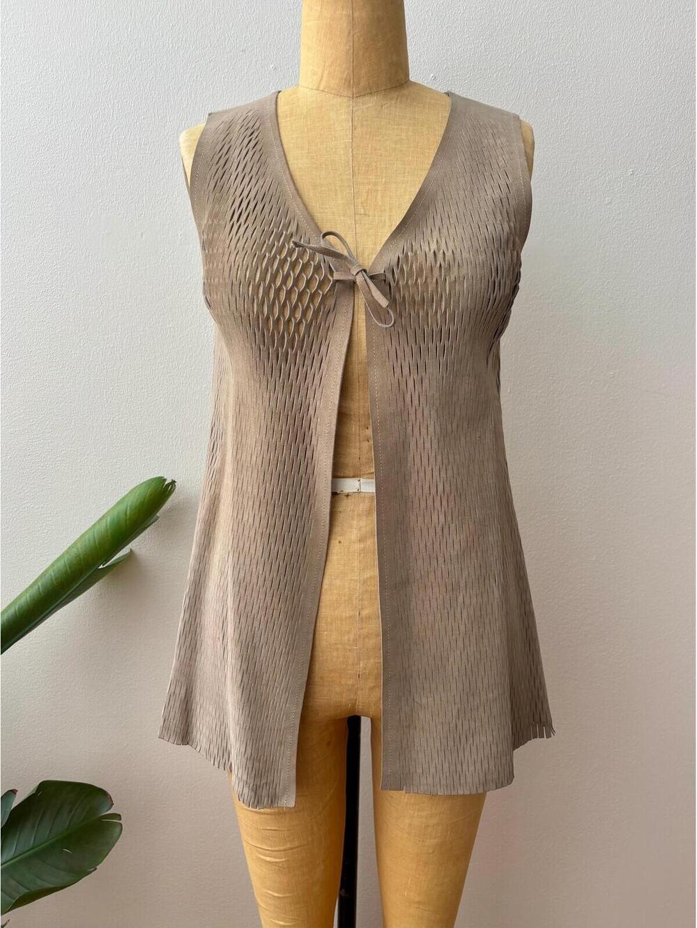 1970s Saks Beige Webbed Suede Leather Vest